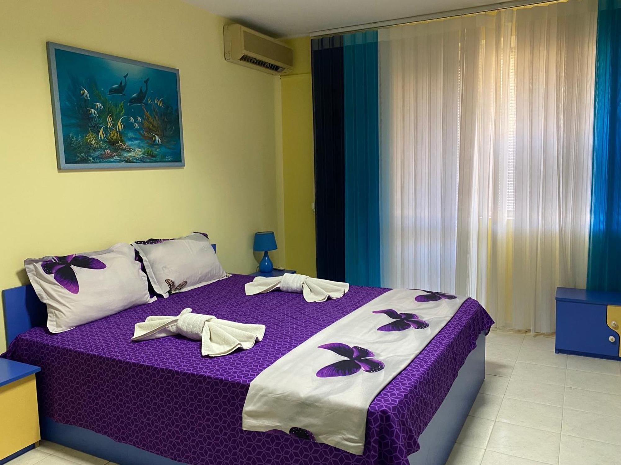 Gala Apartment เวลีคอเทอร์โนโว ภายนอก รูปภาพ
